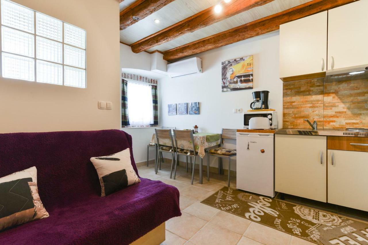 Studios Villa Romantica Zadar Exterior photo
